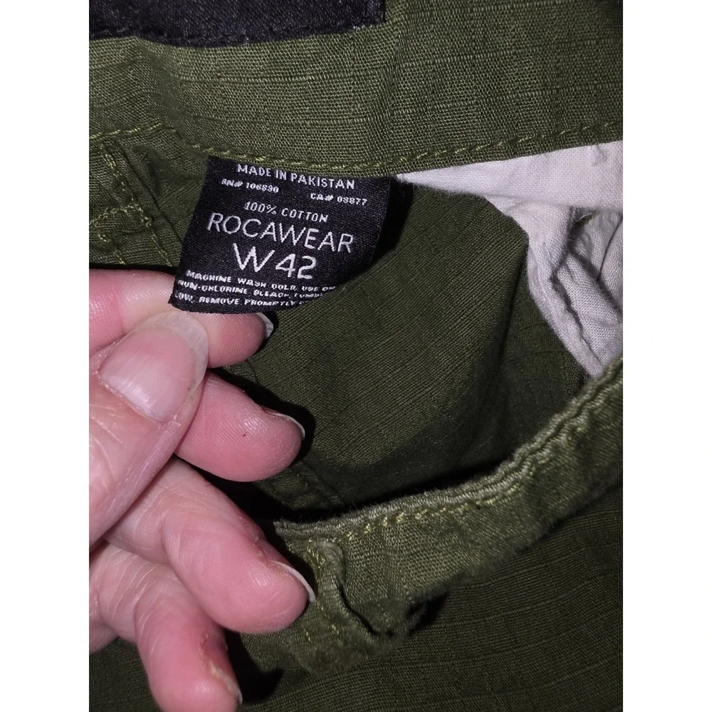 Rocawear Vintage Cargo Shorts Green Utility Pockets Distressed Hip Hop Sz 42